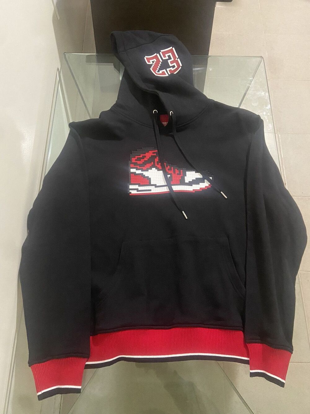 Sneaker Hoodie sz L